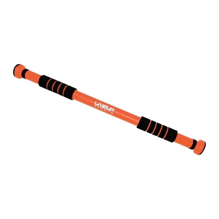 A Barra Liveup é confeccionada em aço e pode ser adaptável a qualquer batente de porta, de 65 a 95cm, sendo montada em poucos minutos. O acabamento preto garante durabilidade e beleza. Com apenas alguns minutos diários, a barra proporciona maior elasticidade e resistência física ao seu corpo.
<br>
<br>Permite diversas formas de exercícios e trabalha movimentos abdominais, lombares e isométricos, tornando sua musculatura mais firme e alongada, além de ser indicado para ajudar a eliminar gordura localizada, flacidez, celulite e problemas na coluna.
<br>
<br>Renove suas energias e entre em boa forma com Barra Liveup! Em pouco tempo seu corpo já começará a sentir os efeitos.